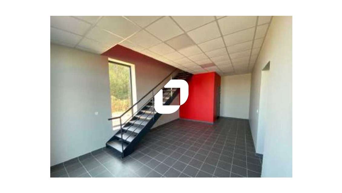 A louer Local d'activité 311m² Argenteuil