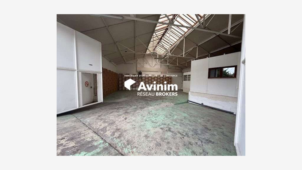 A louer entrepôt 210m² à Argenteuil centre