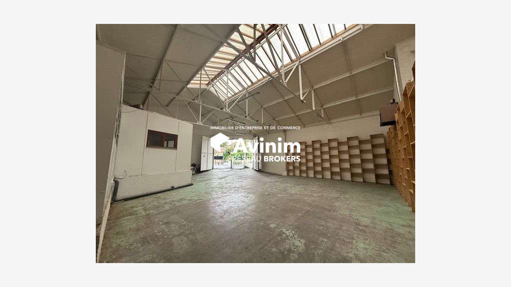 A louer entrepôt 210m² à Argenteuil centre