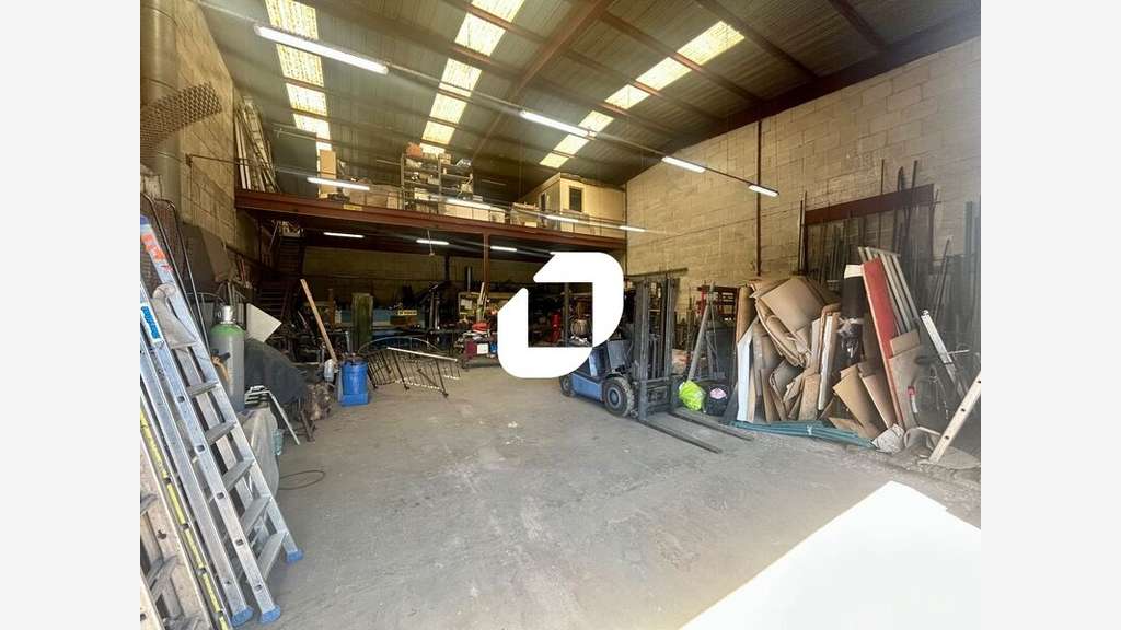 A louer Local d'activité 335m² Argenteuil
