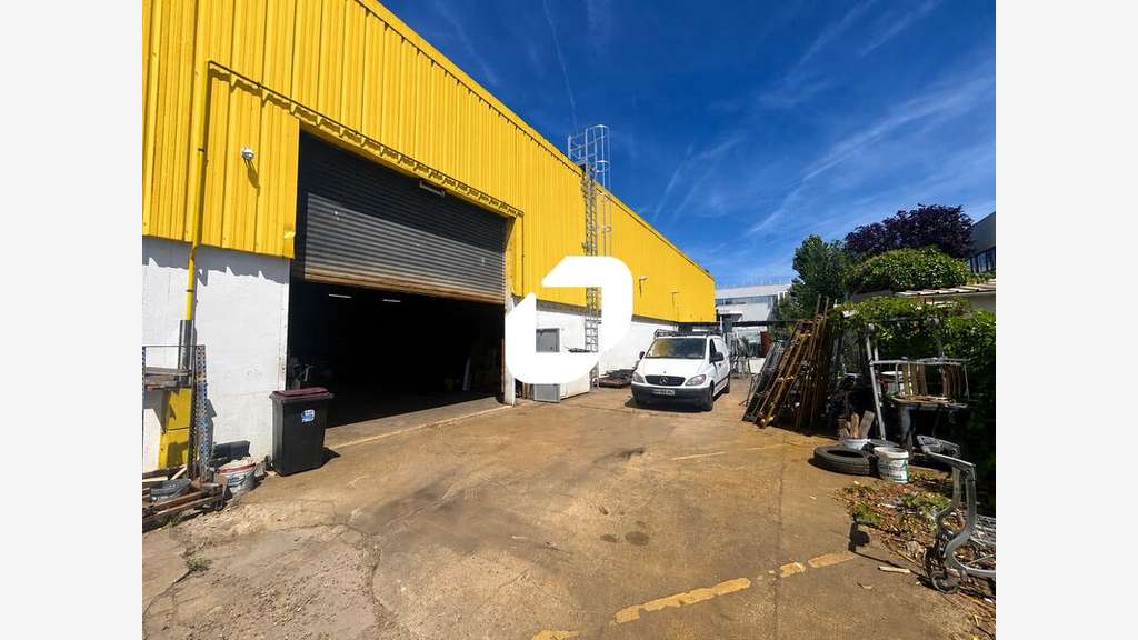 A louer Local d'activité 335m² Argenteuil