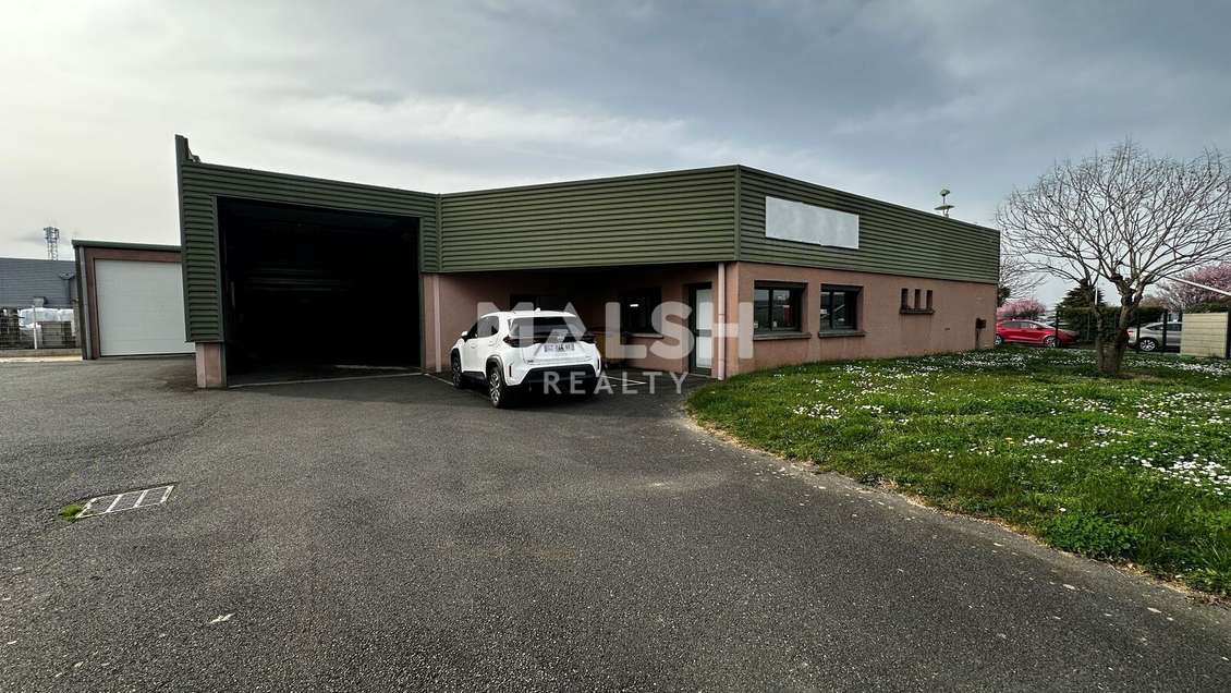 Bâtiment d'activités indépendant à louer à Arnas