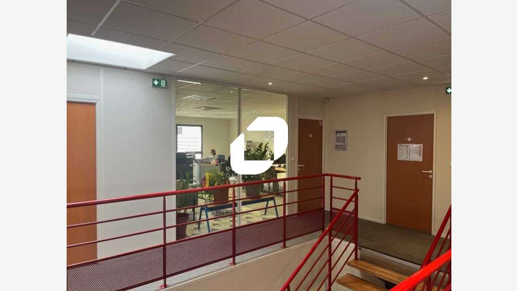 A louer Local d'activité 3304m² Arnas