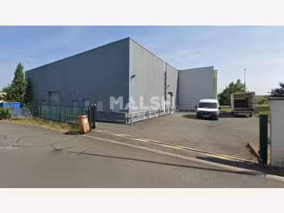 Local d'activités à ARNAS - A LOUER - 390 m²