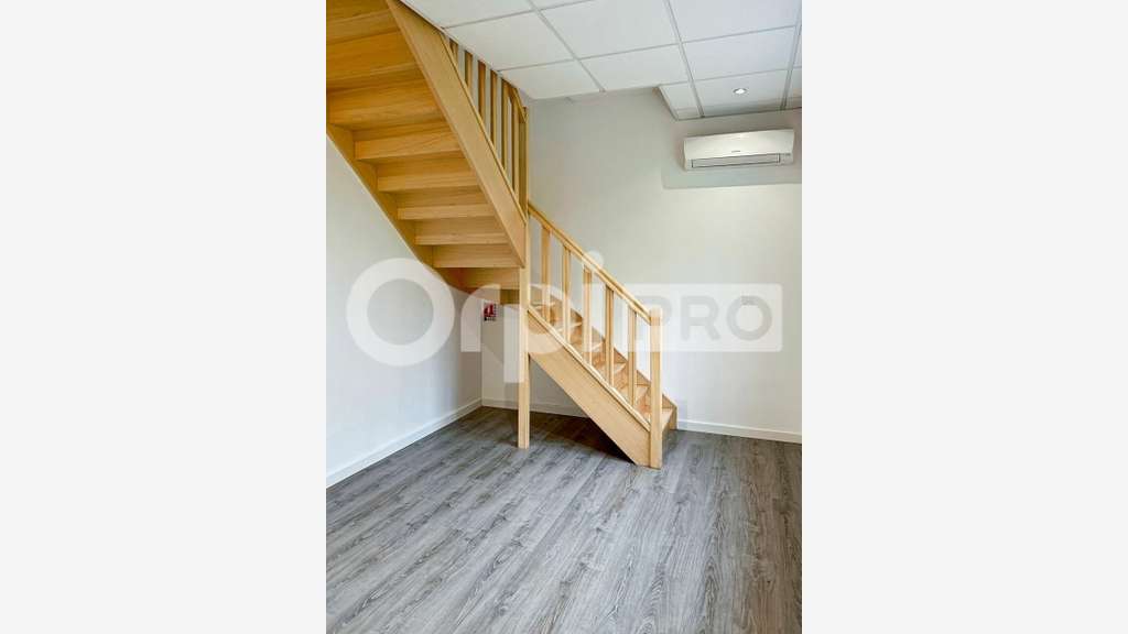 Bureau avec stockage à louer périphérie d'Arras