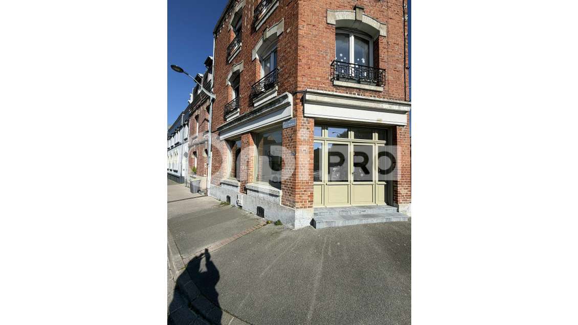 A louer local commercial de 80m² au RDC à Arras