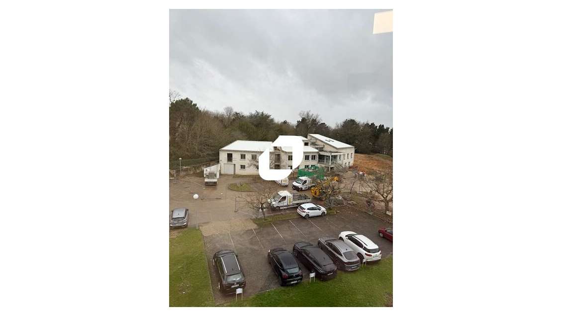 A proximité immédiate de la N89, IMous pro