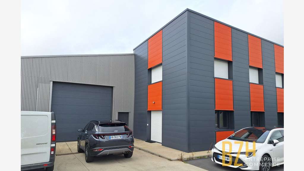 Loue local d'activité 860m² zone d'activité Arzal