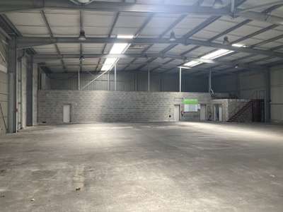 Batiment Indépendant 900 m² entrepôt/activité