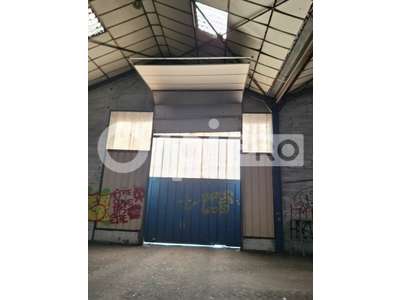 Location Locaux d'activités - Entrepôts à Attichy