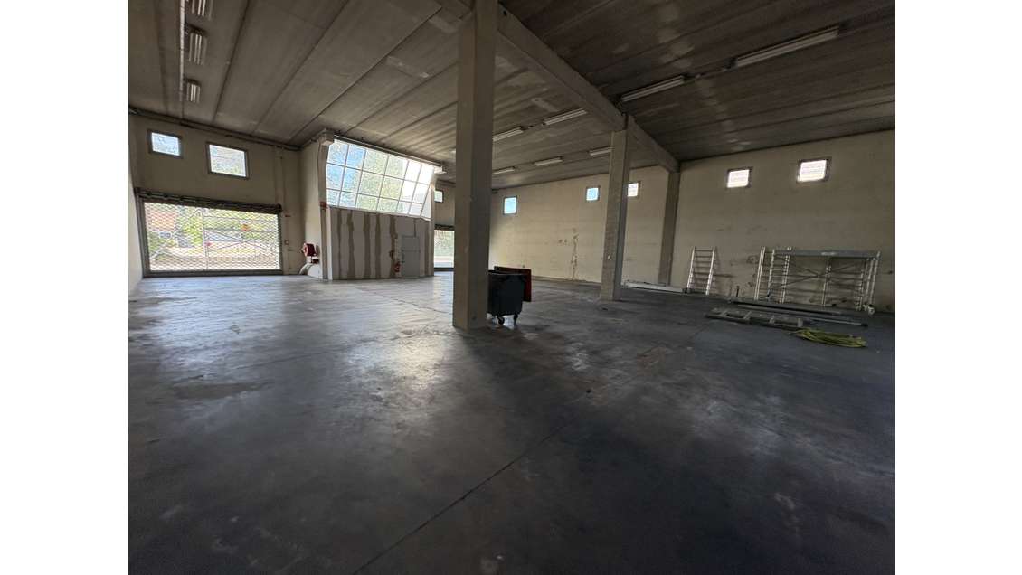 A louer bureau 213m² entre Aubagne et Marseille