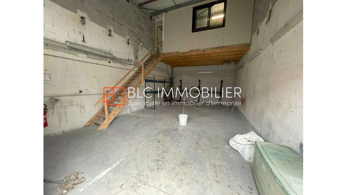 Local 84m² à louer à Aubagne ZI des Paluds