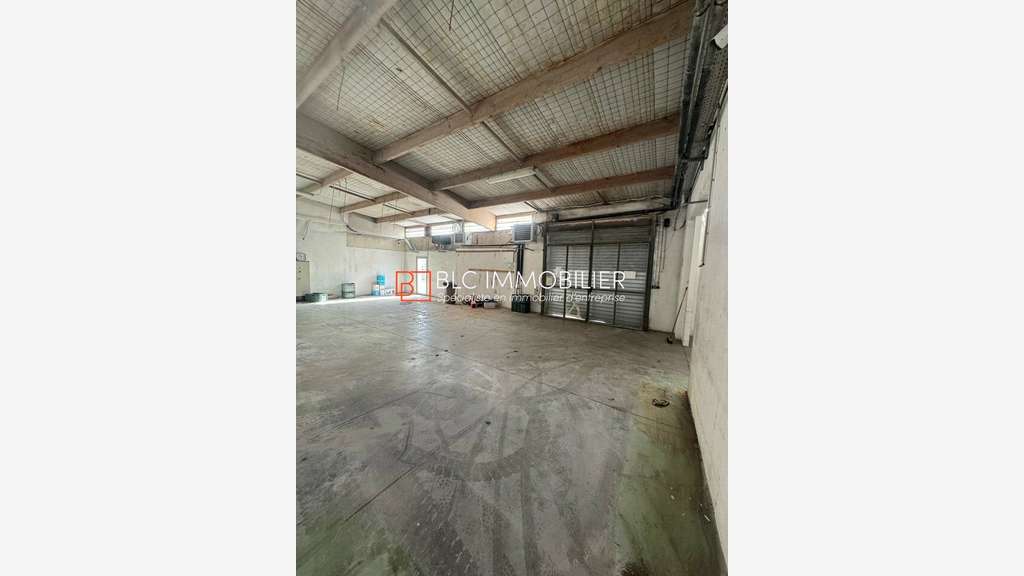 Local 360m² à louer ZI des Paluds à Aubagne
