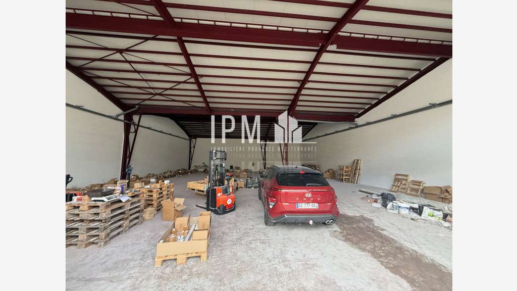A louer local d'activité 478m² Aubagne Les Paluds