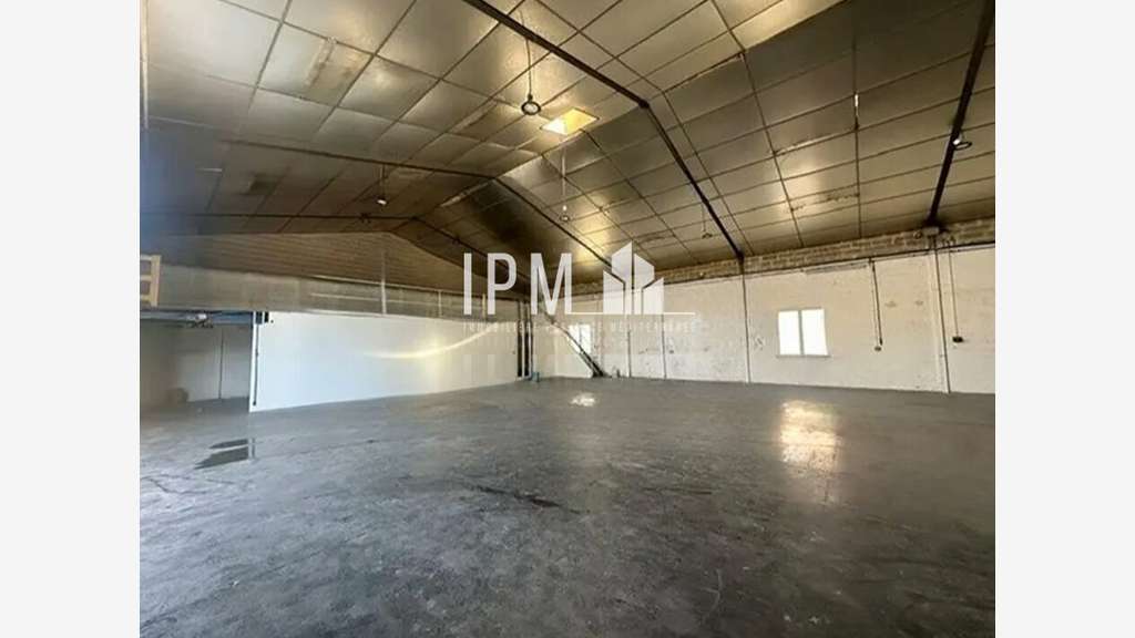 A louer local d'activité 475m² ZA Napollon Aubagne