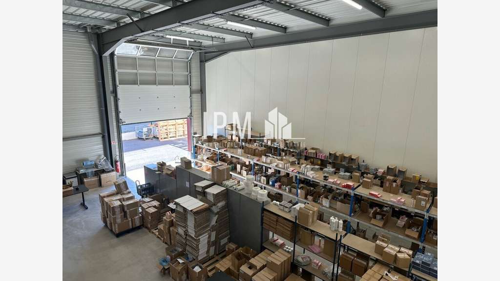 Local d'activité 254m² ZA La Penne sur Huveaune