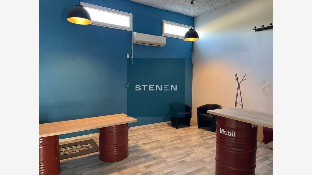 A louer local 110m² ZI Aubagne empl stratégique