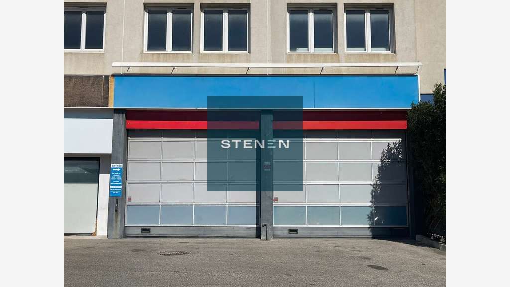 A louer local 110m² ZI Aubagne empl stratégique