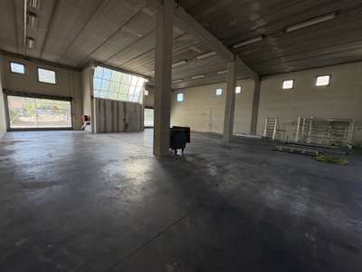 Location Locaux d'activités - Entrepôts à Aubagne