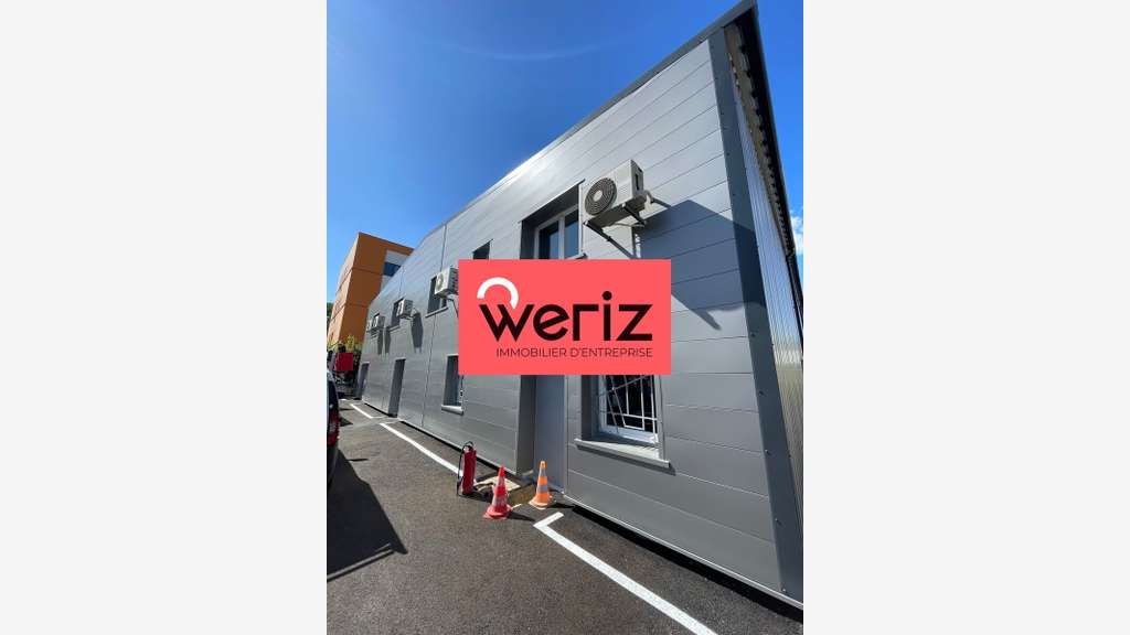 Location bureaux de 1500m² rénovés à Aubagne