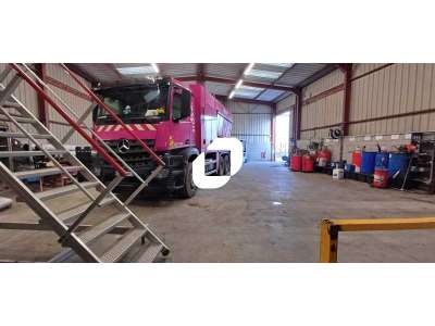 Location Locaux d'activités - Entrepôts à Aubergenville