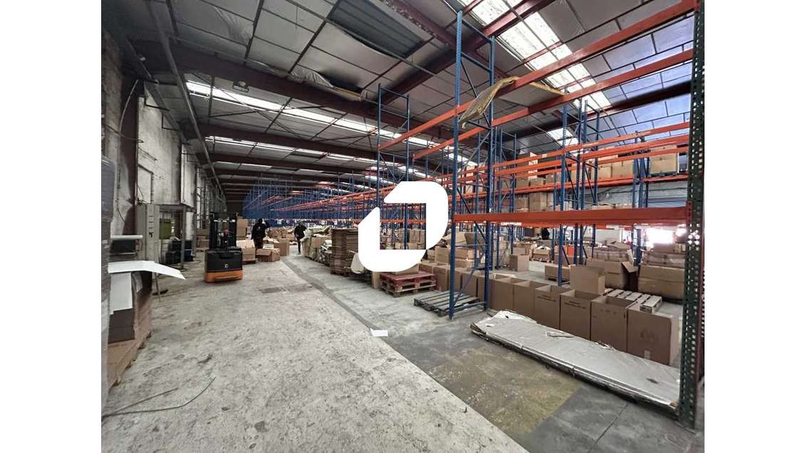 A louer Local d'activité 2500m² Aubervilliers