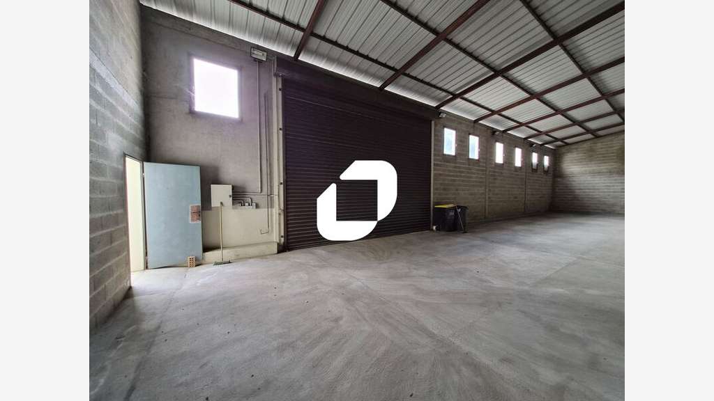 A louer Local d'activité 313m² Aubervilliers
