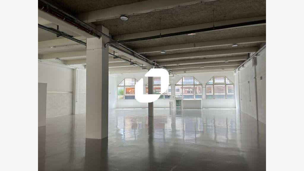A louer Local d'activité 1139m² Aubervilliers
