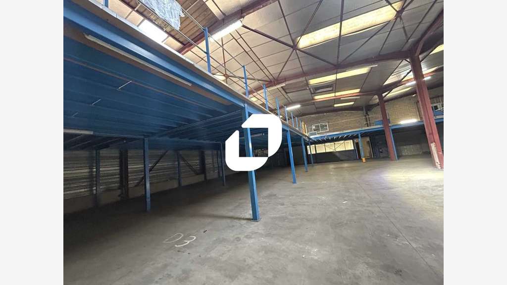 A louer Local d'activité 2071m² Aubervilliers