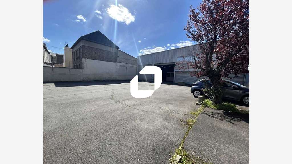 A louer Local d'activité 2071m² Aubervilliers