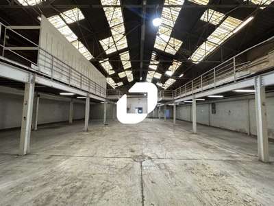 A louer Local d'activité 1862m² Aubervilliers