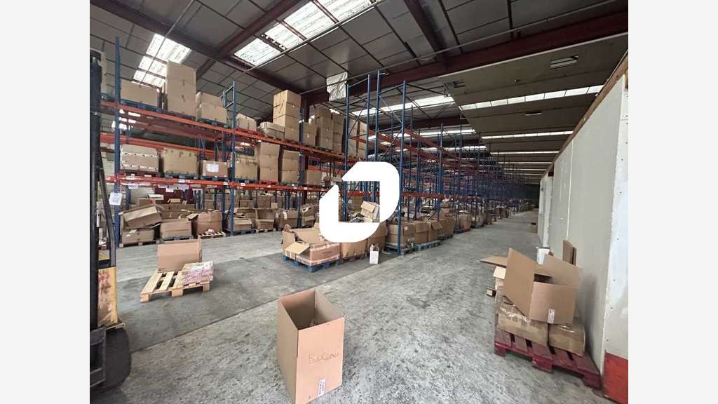 A louer Local d'activité 2500m² Aubervilliers