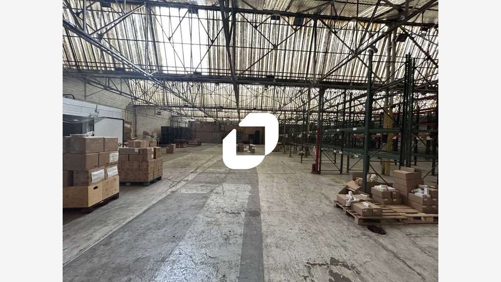 A louer Local d'activité 2500m² Aubervilliers