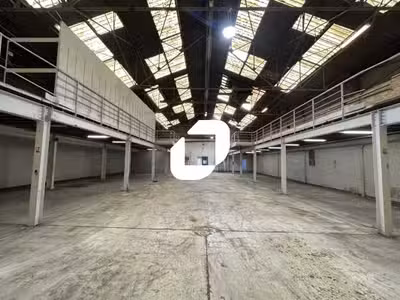 A louer Local d'activité 1862m² Aubervilliers