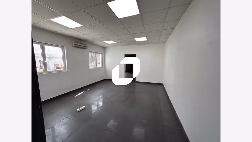 A louer Local d'activité 1862m² Aubervilliers