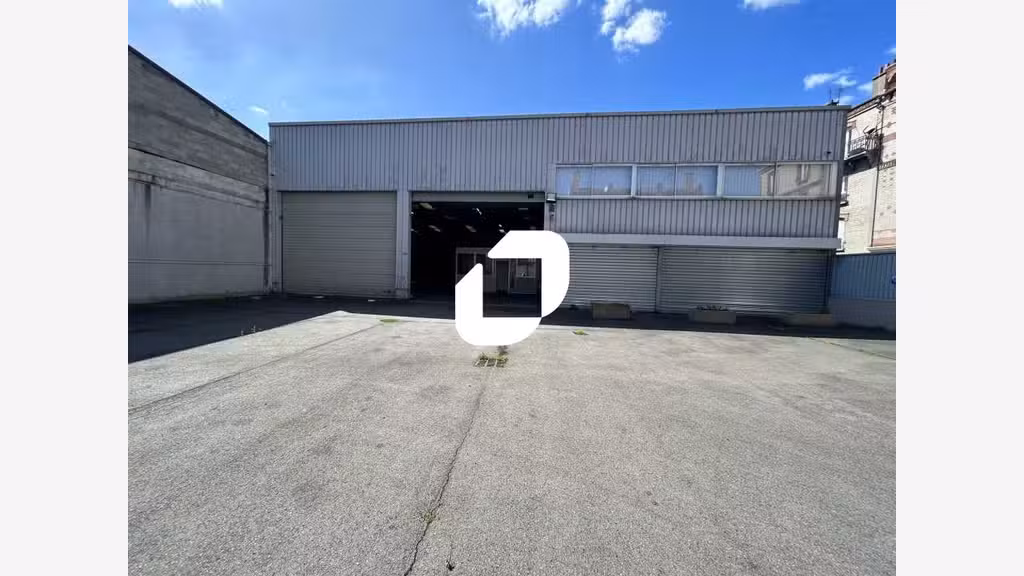 A louer Local d'activité 2071m² Aubervilliers