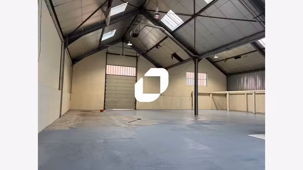 A louer Local d'activité 734m² Aubervilliers