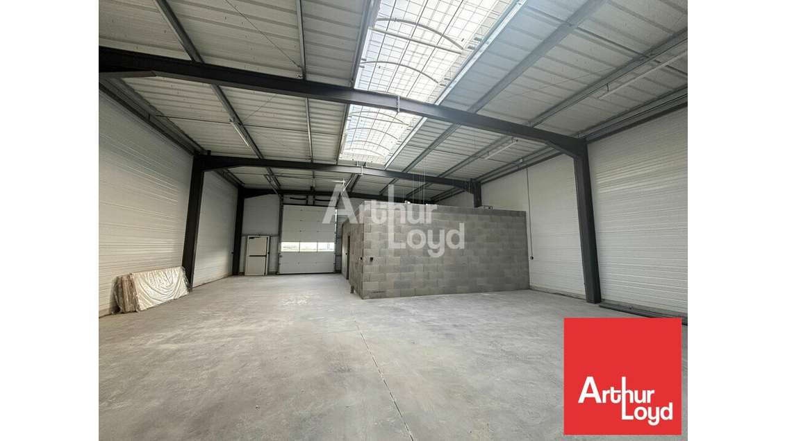 A louer local neuf La Roche-sur-Yon Sud / Aubigny