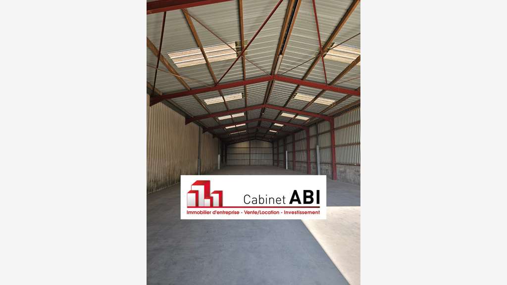 A louer entrepôt de 460m² à Aubigny-les-Clouzeaux