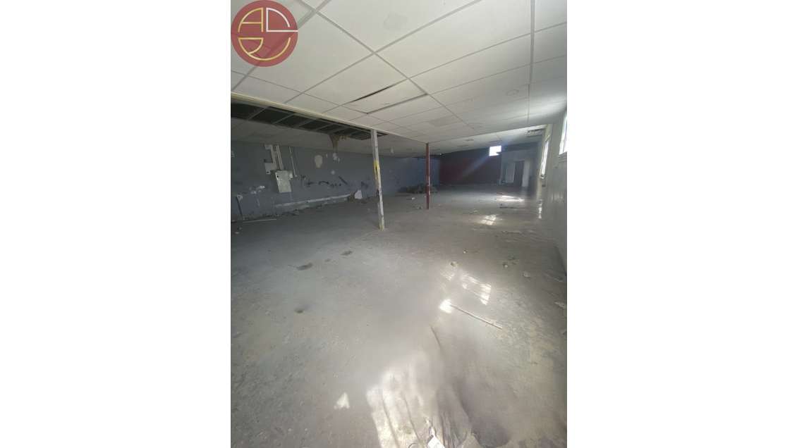 Location local 300m² sur 1400m² à Aucamville