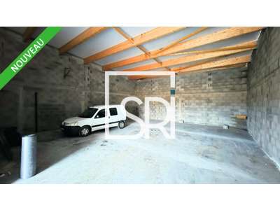 Location Locaux d'activités - Entrepôts à Aulnat