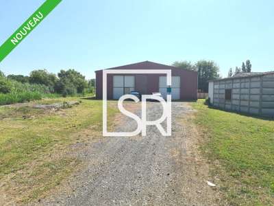 Location Locaux d'activités - Entrepôts à Aulnat