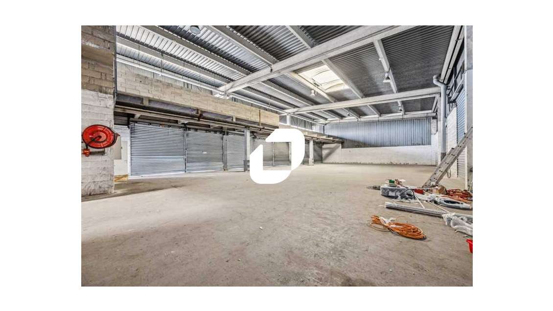 A louer Local d'activité 1462m² Aulnay sous bois