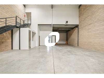 Location Locaux d'activités - Entrepôts à Aulnay-sous-Bois