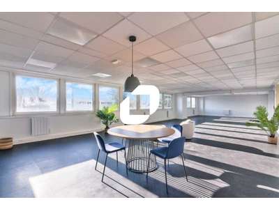 Location Locaux d'activités - Entrepôts à Aulnay-sous-Bois