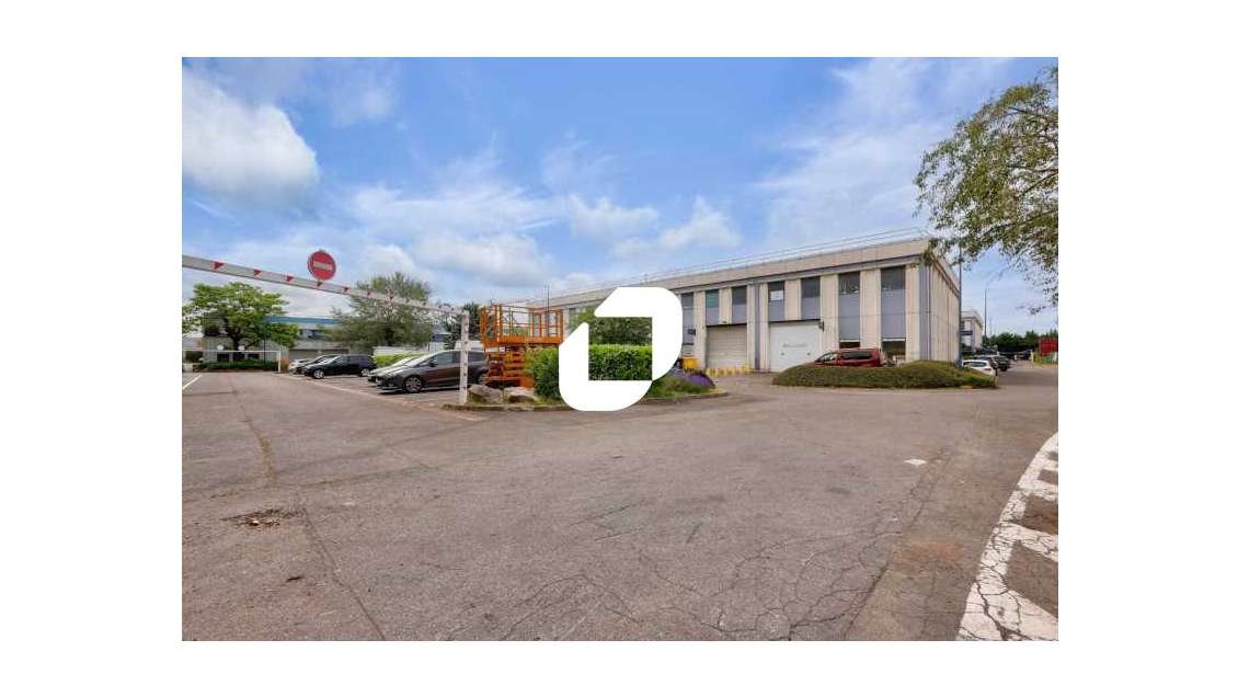 A louer Local d'activité 633m² Aulnay sous bois