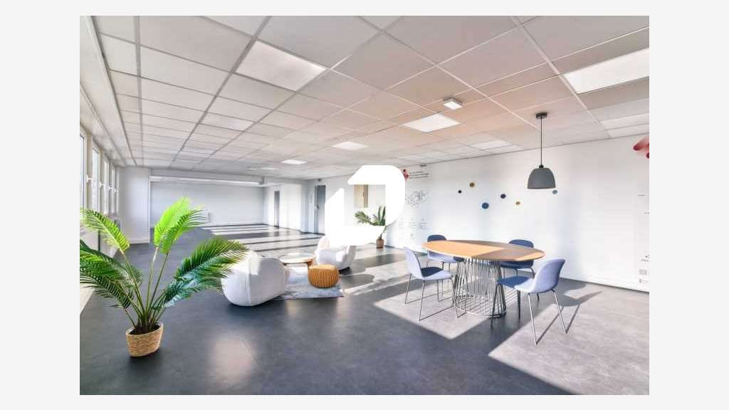 A louer Local d'activité 633m² Aulnay sous bois