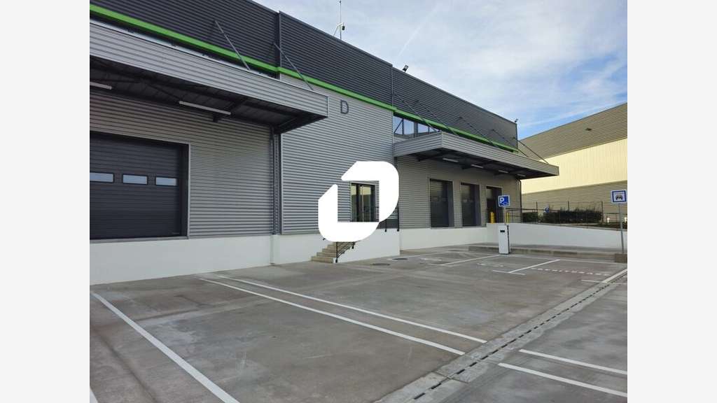 A louer Local d'activité 7648m² Aulnay sous bois