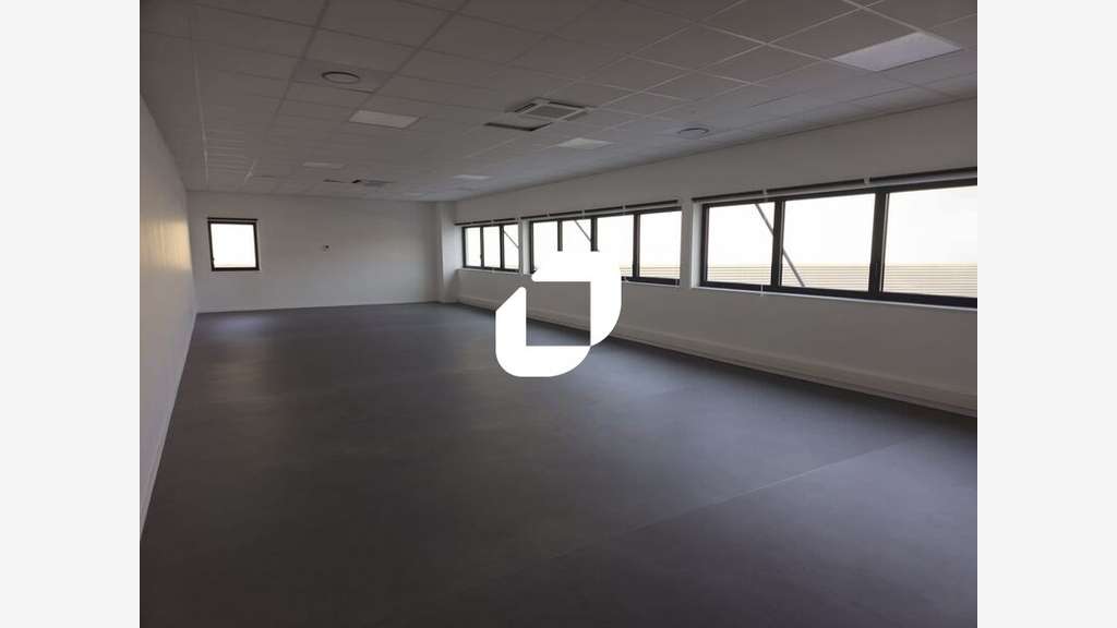 A louer Local d'activité 4028m² Aulnay sous bois