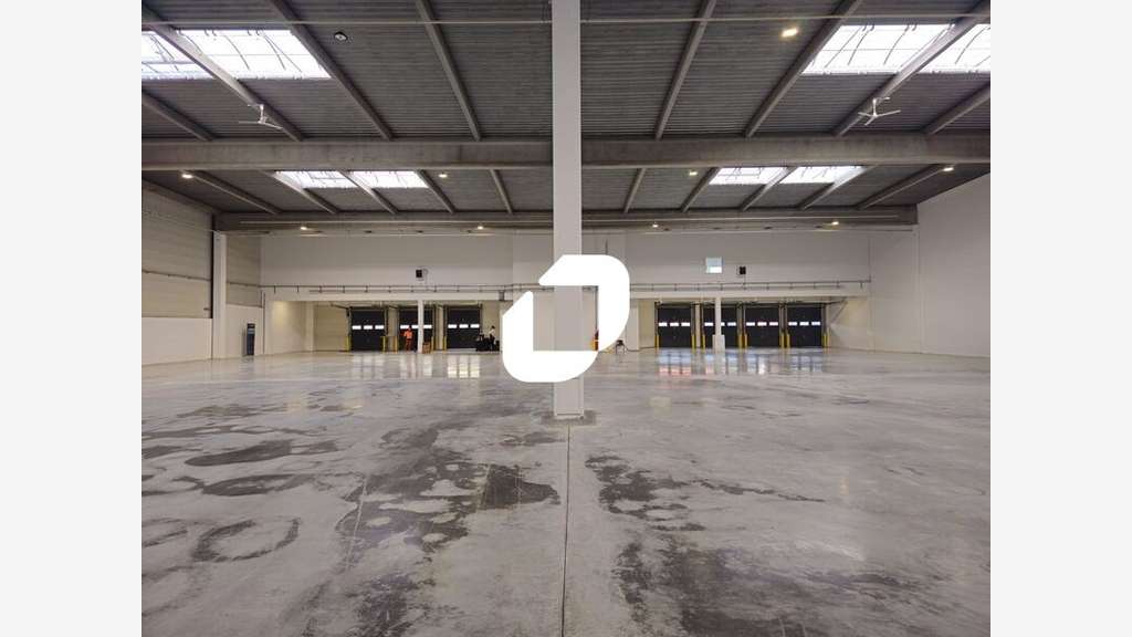 A louer Local d'activité 6057m² Aulnay sous bois